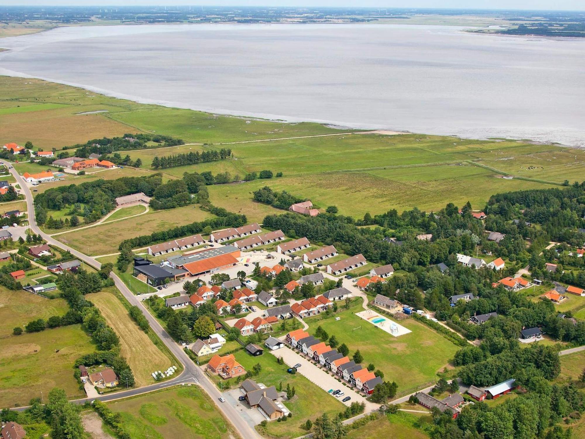 6 Person Holiday Home On A Holiday Park In Bl Vand Blåvand Exterior foto